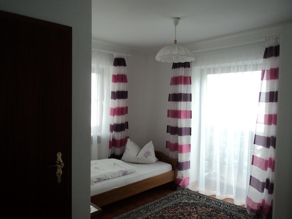 Hotel Garni Demmel Bruckmühl Zimmer foto
